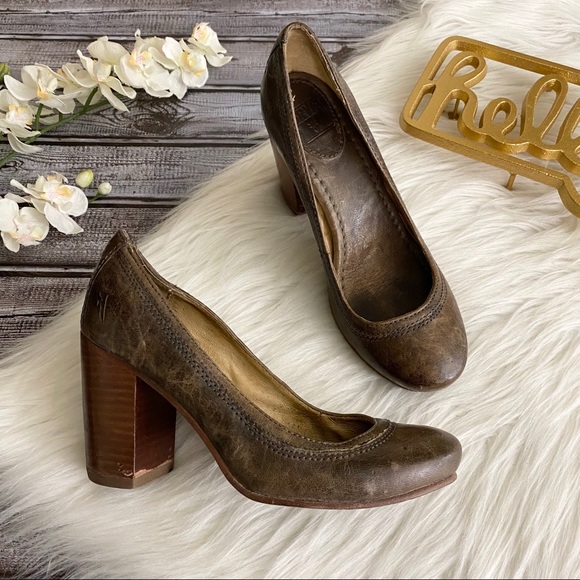 Frye Shoes - Frye Carson Pumps Brown Distressed Heels, Size 6